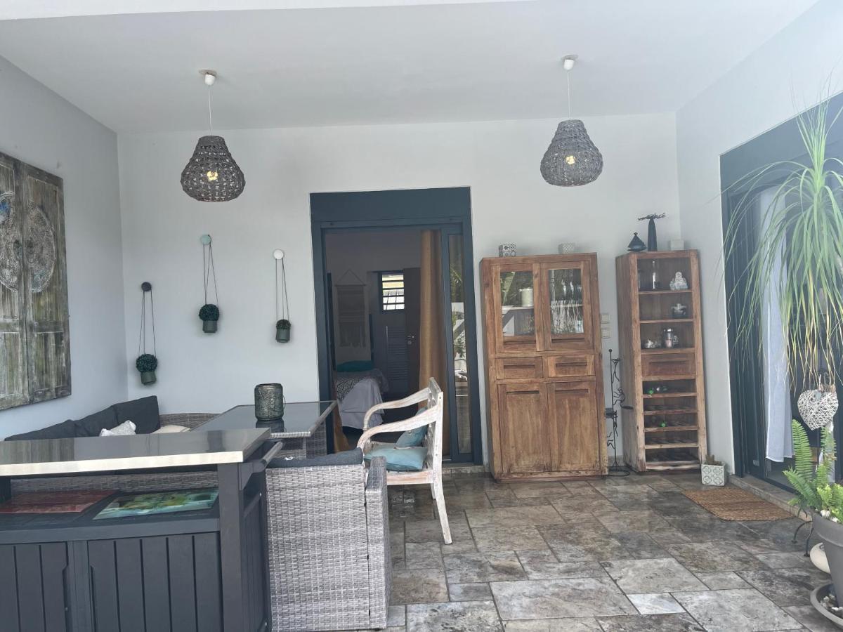 Villa Ananas La Reunion Et Piscine Chauffee Saint-Denis Extérieur photo